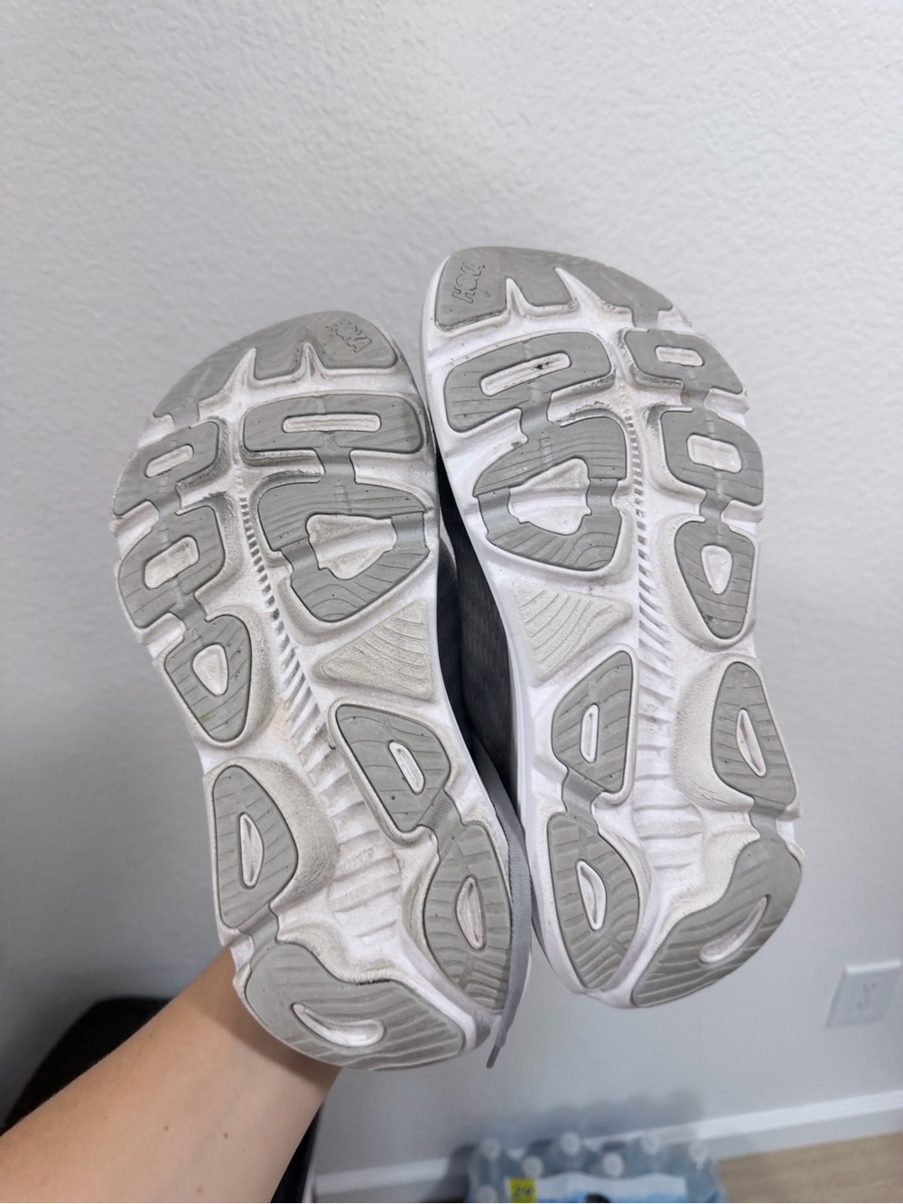 HOKA Women's Gray/Peach Bondi Running Shoe - Picture 9 of 9